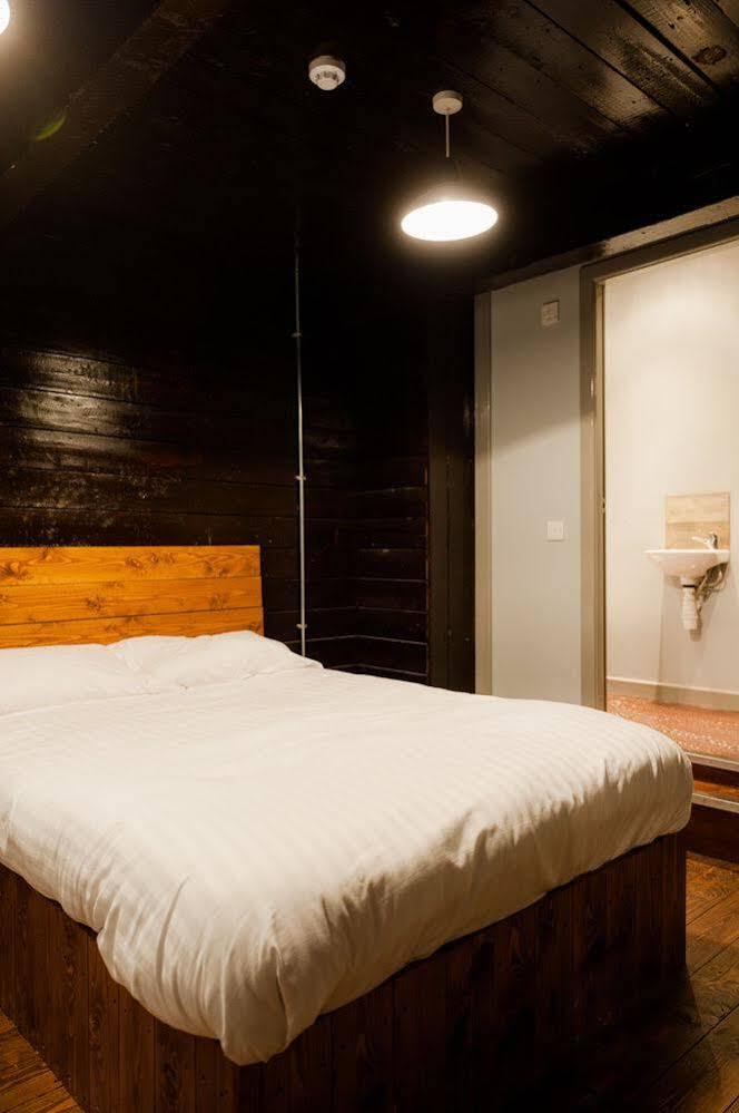 Le Bateau Aparthotel Liverpool Eksteriør bilde